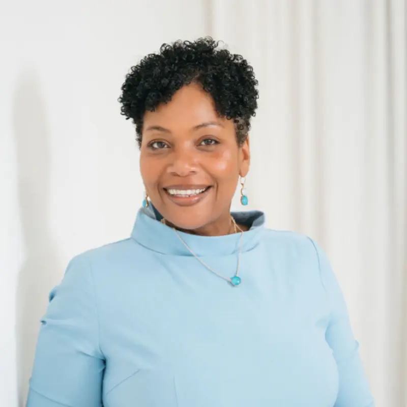 Kelly Edmondson - Certified grief counselor and founder of Timely Presence